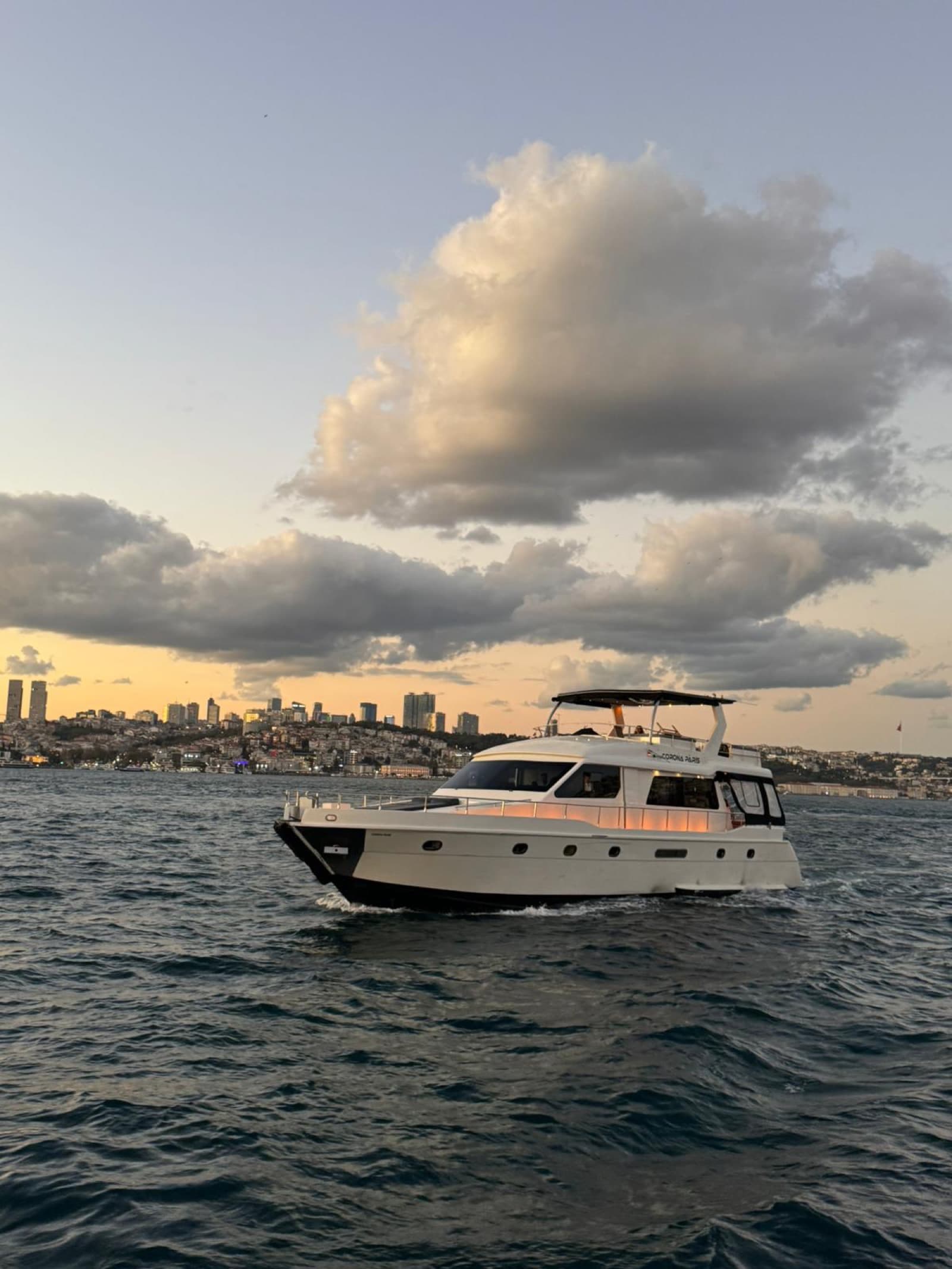 Grup Yatı · 36 Kişilik · Signature exterior view 2 — 36-guest signature charter yacht for Bosphorus group cruise