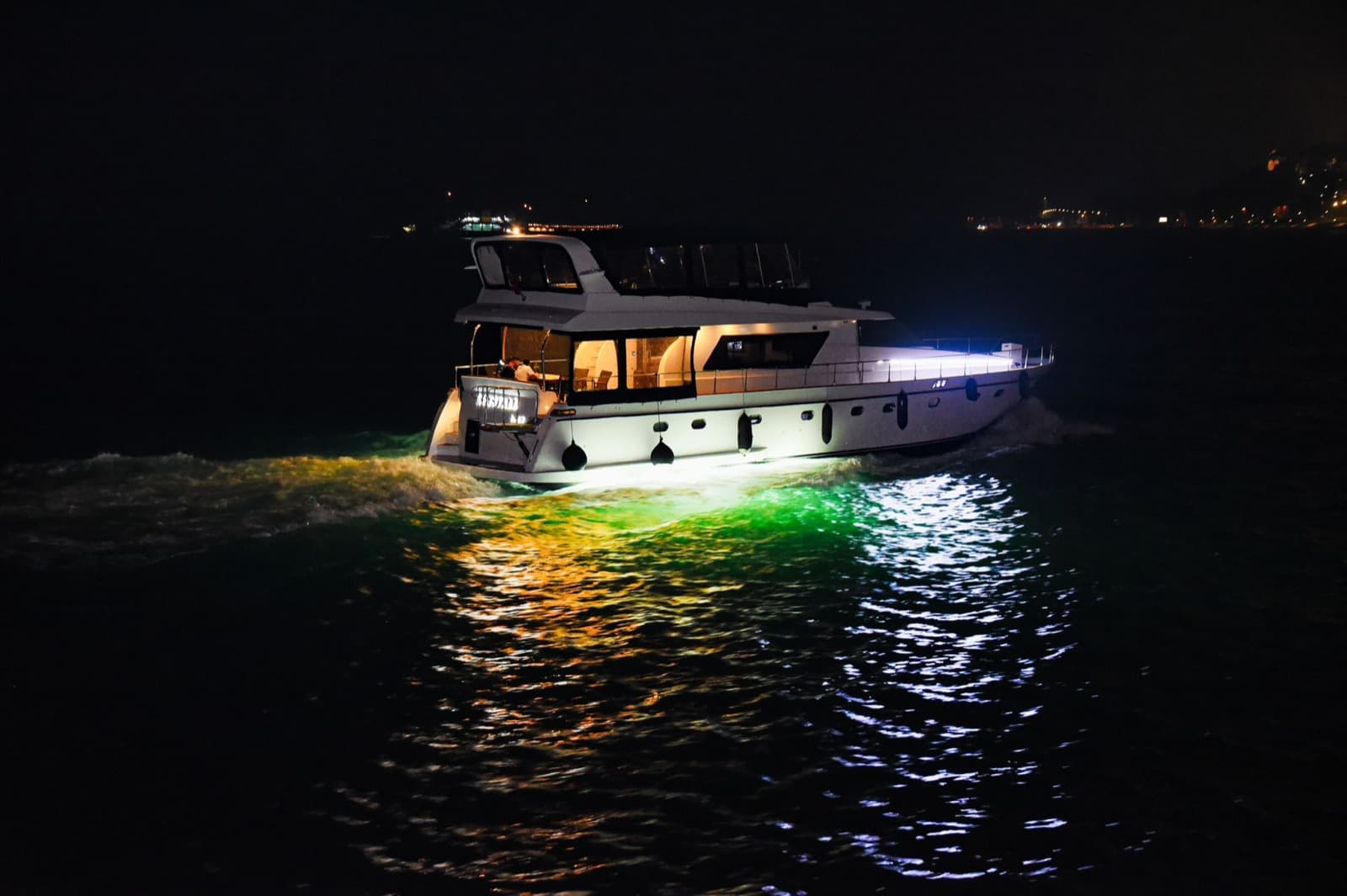 Grup Yatı · 36 Kişilik · Signature exterior view 3 — 36-guest signature charter yacht for Bosphorus group cruise
