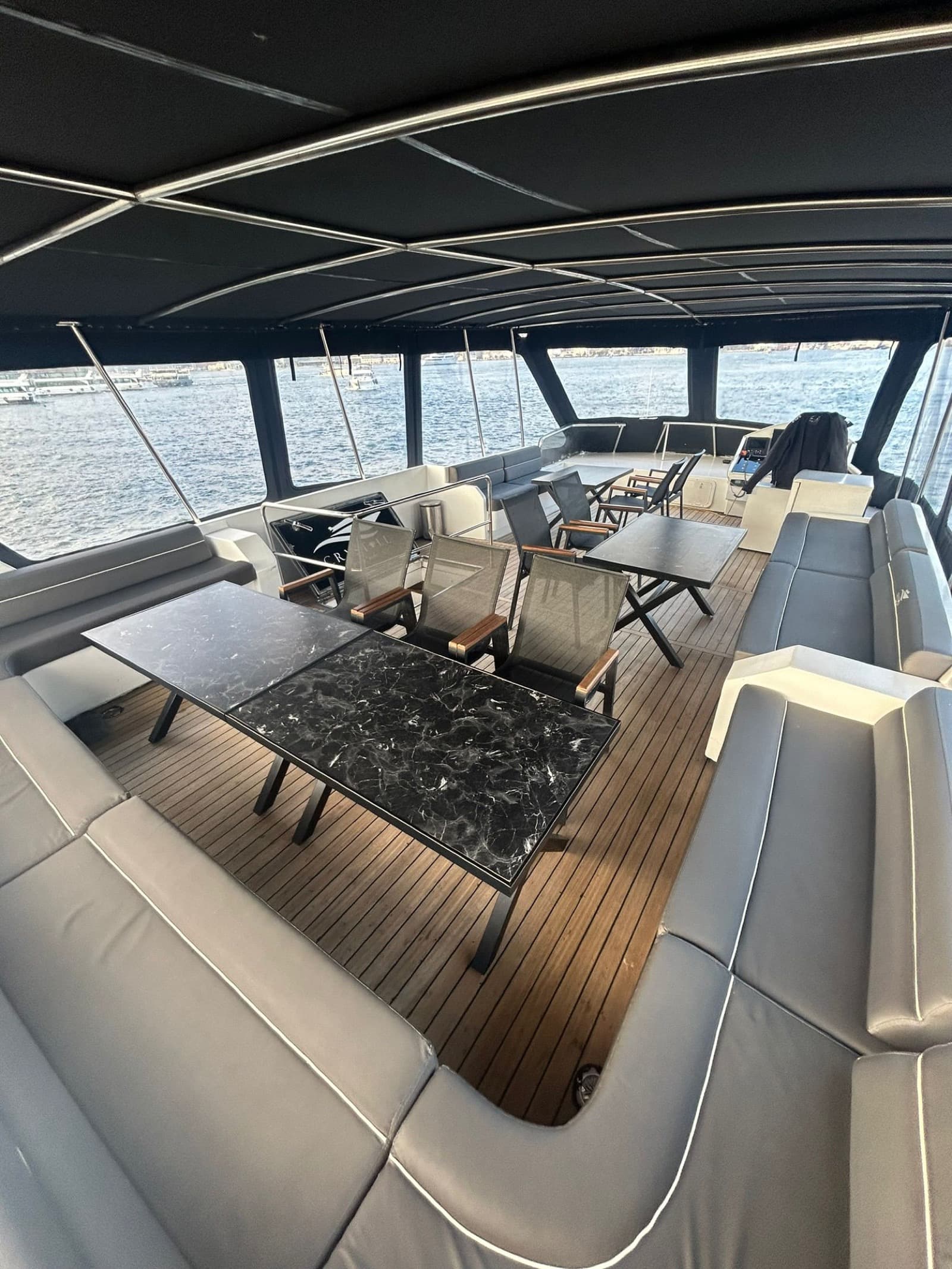 Grup Yatı · 36 Kişilik · Signature interior view 1 — 36-guest signature charter yacht for Bosphorus group cruise