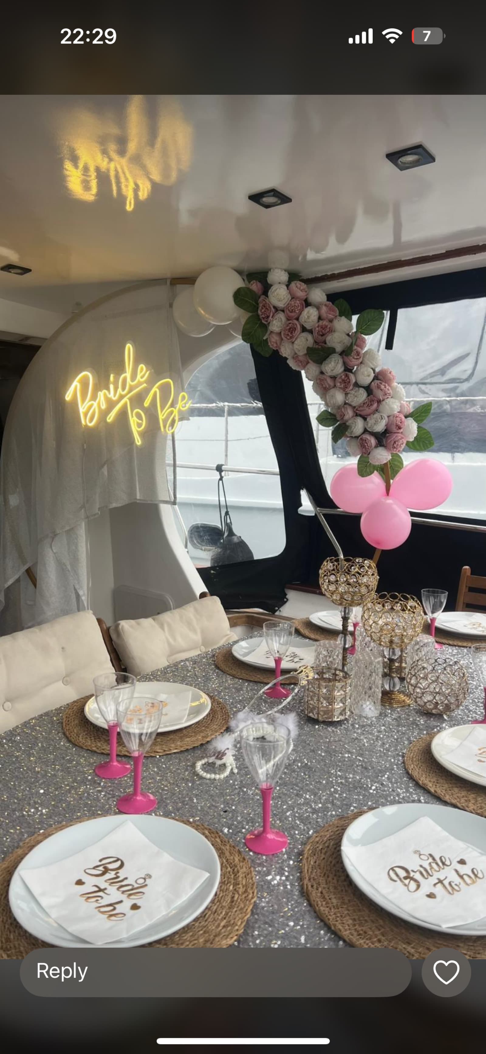 Grup Yatı · 36 Kişilik · Signature interior view 5 — 36-guest signature charter yacht for Bosphorus group cruise