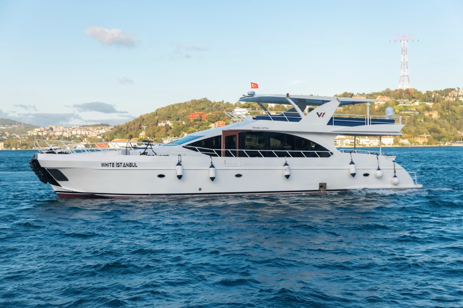 Event Jacht · 44 Gasten — 44-guest event yacht for Bosphorus corporate and private events