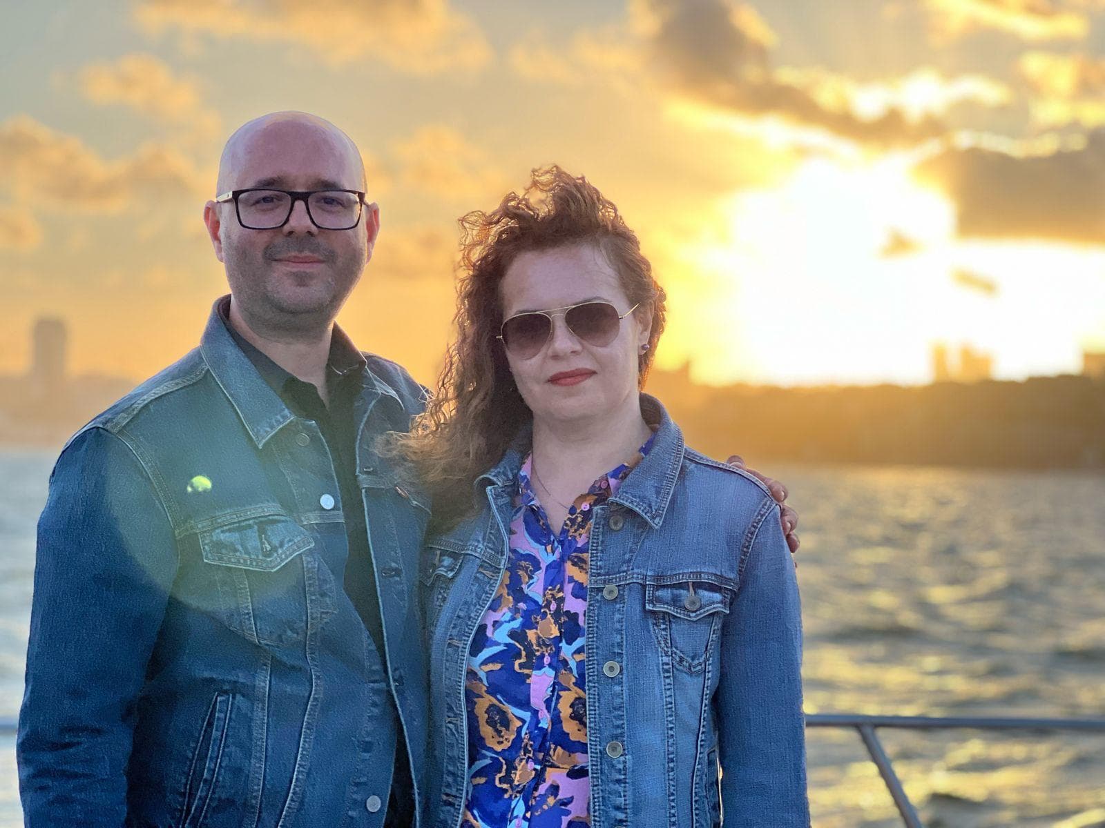 İstanbul Boğazı'nda gün batımı tekne turu — Bosphorus sunset cruise, fiyat karşılaştırma rehberi