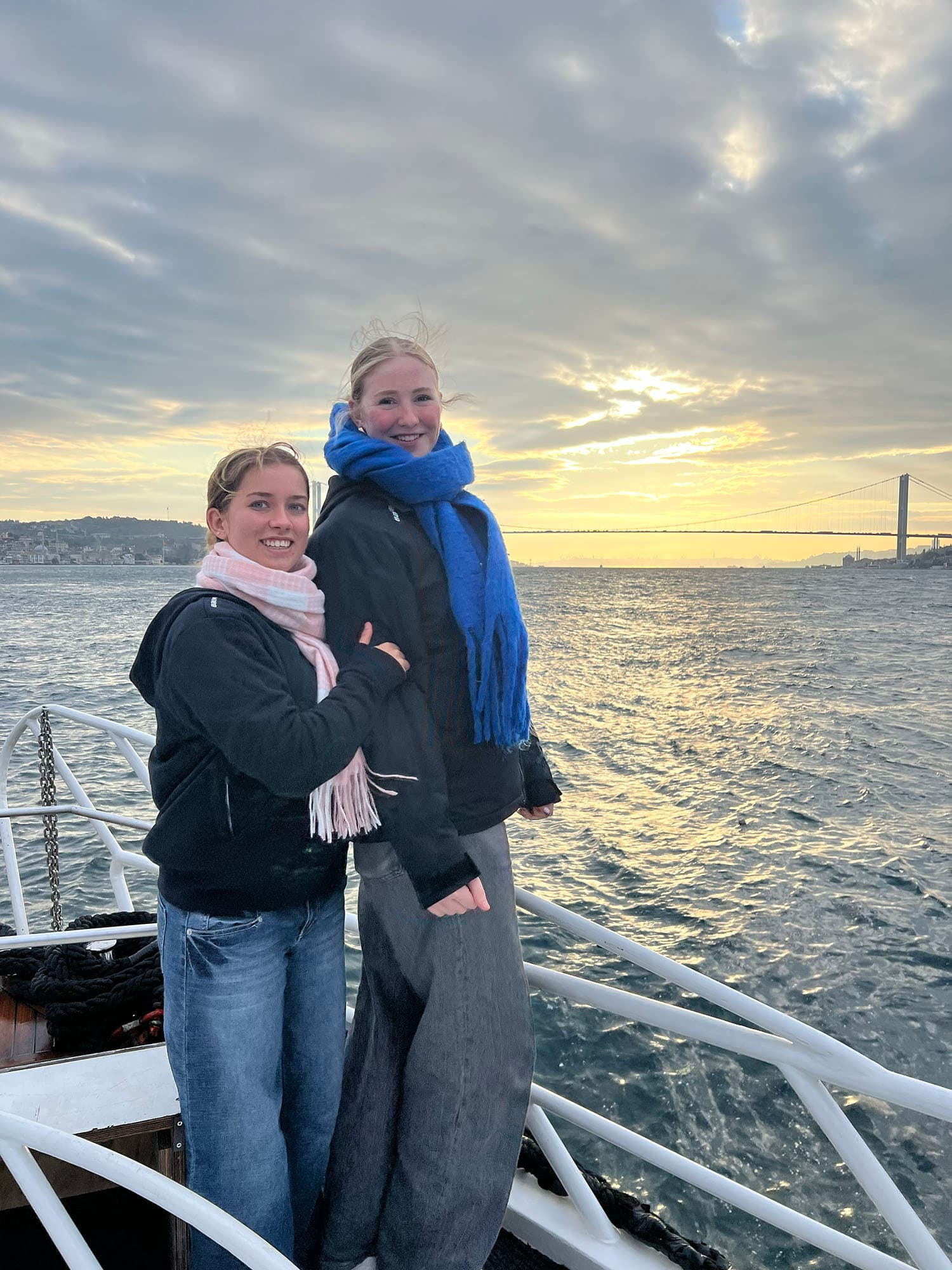 جولة غروب الشمس في البوسفور — Sunset Cruise Istanbul