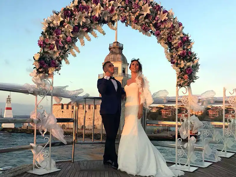 Exclusive Yacht Wedding Istanbul — Bosphorus tour in Istanbul